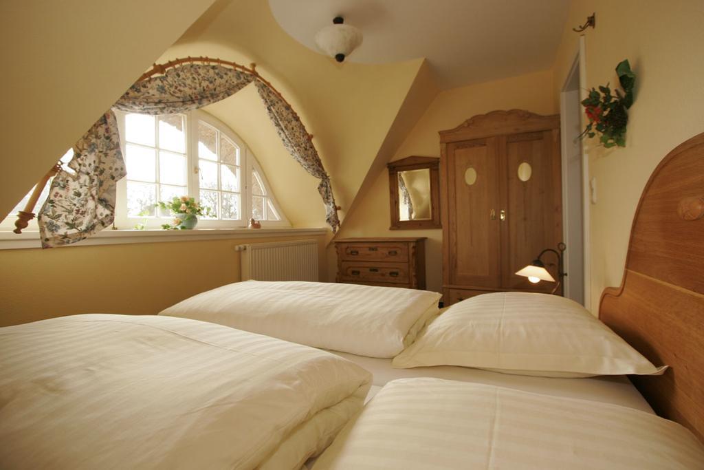 Haus Strandgut Ahrenshoop Bagian luar foto