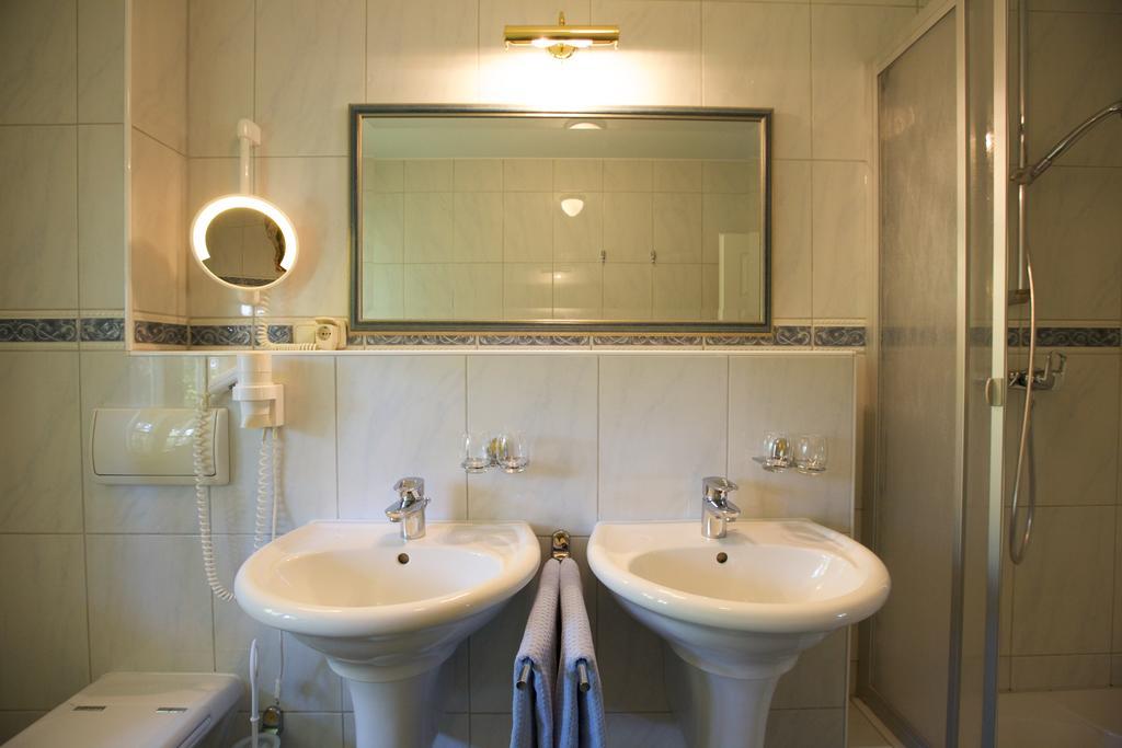 Haus Strandgut Ahrenshoop Bagian luar foto