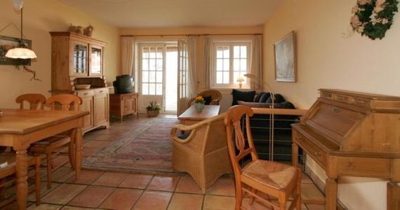 Haus Strandgut Ahrenshoop Ruang foto